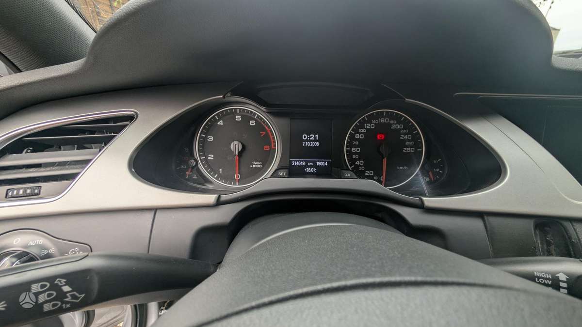 Audi A4, 3.2 l., universalas