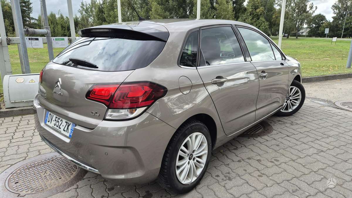 Citroën C4 - 11