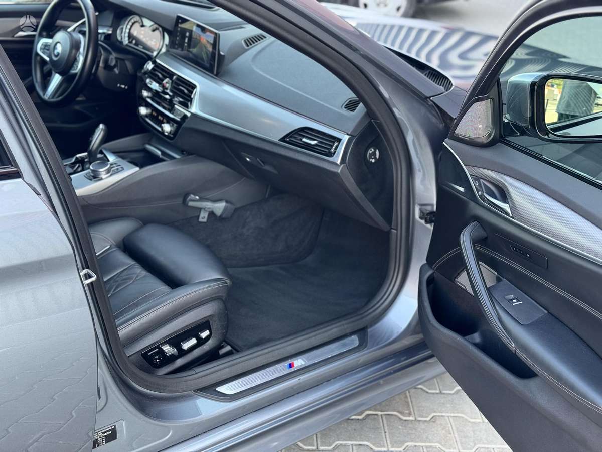 BMW 530, 3.0 l., Седан