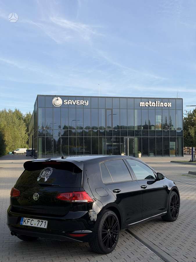 Volkswagen Golf, 1.8 l., hatchback