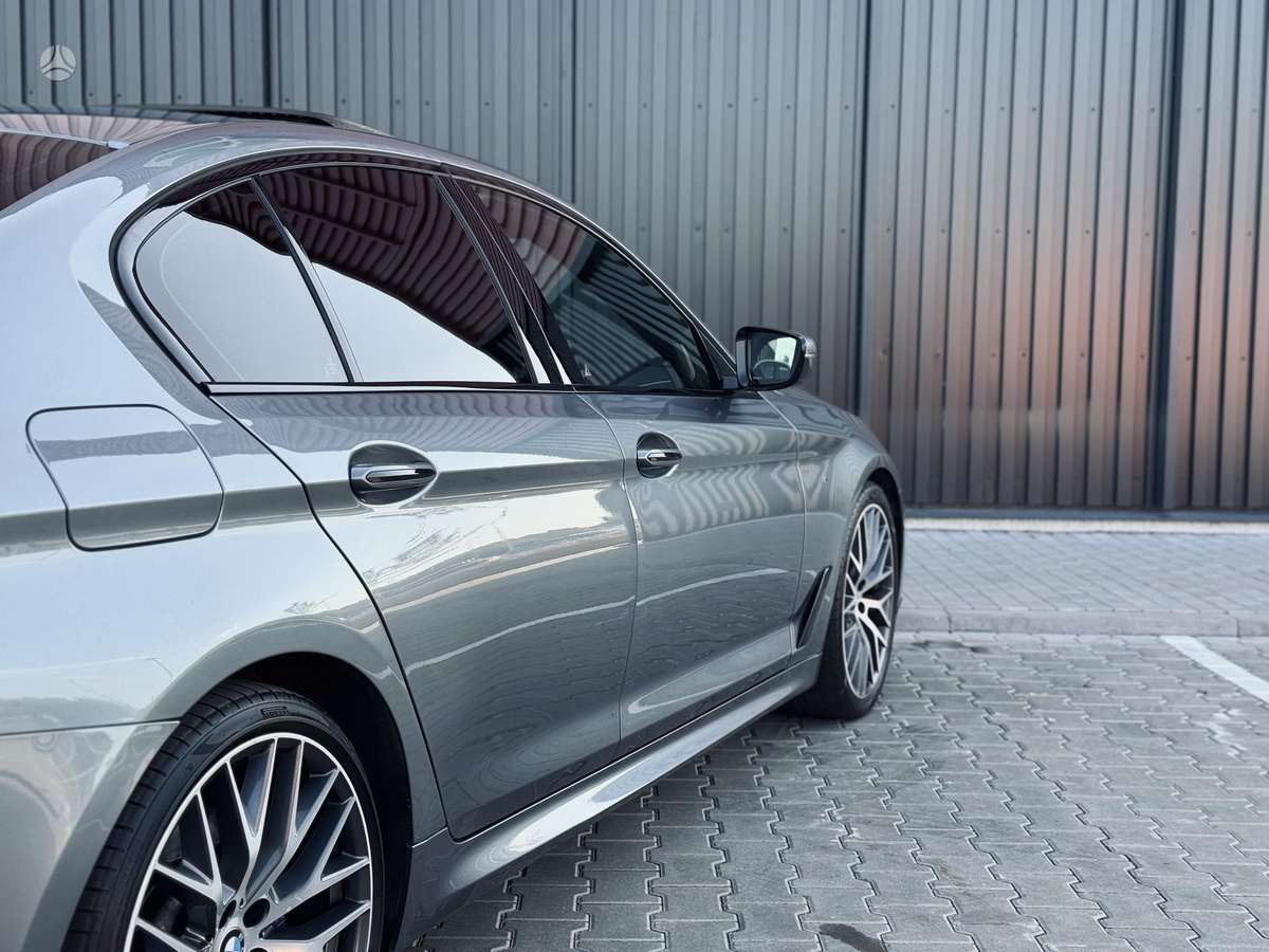 BMW 530, 3.0 l., Седан