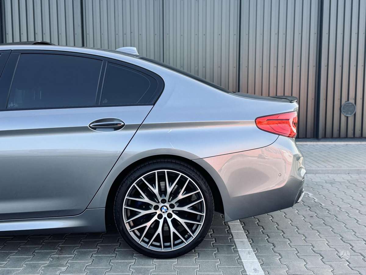 BMW 530, 3.0 l., Седан