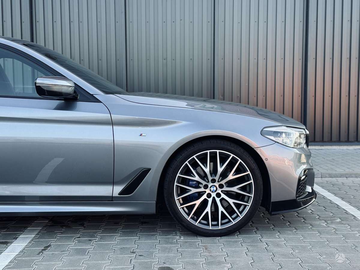 BMW 530, 3.0 l., Седан