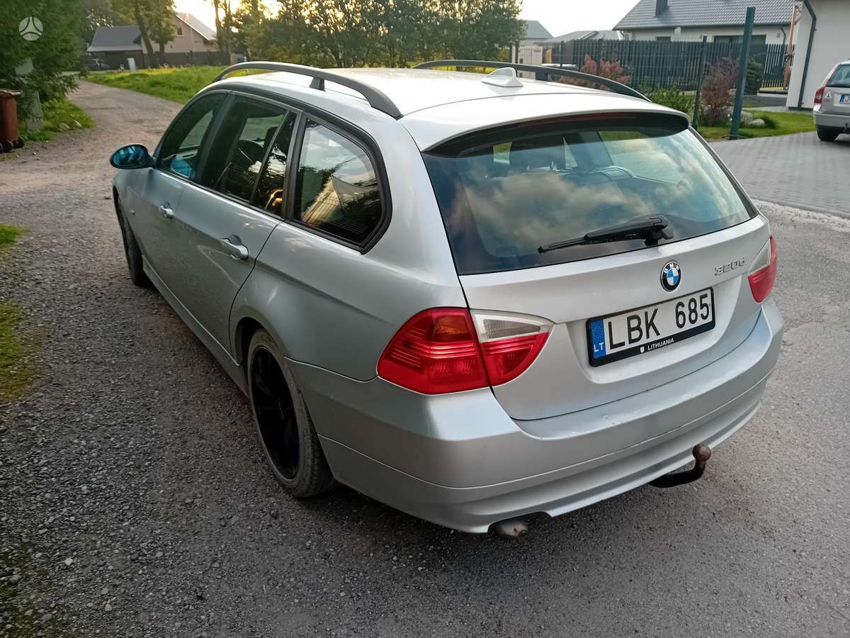 BMW 320 - 3