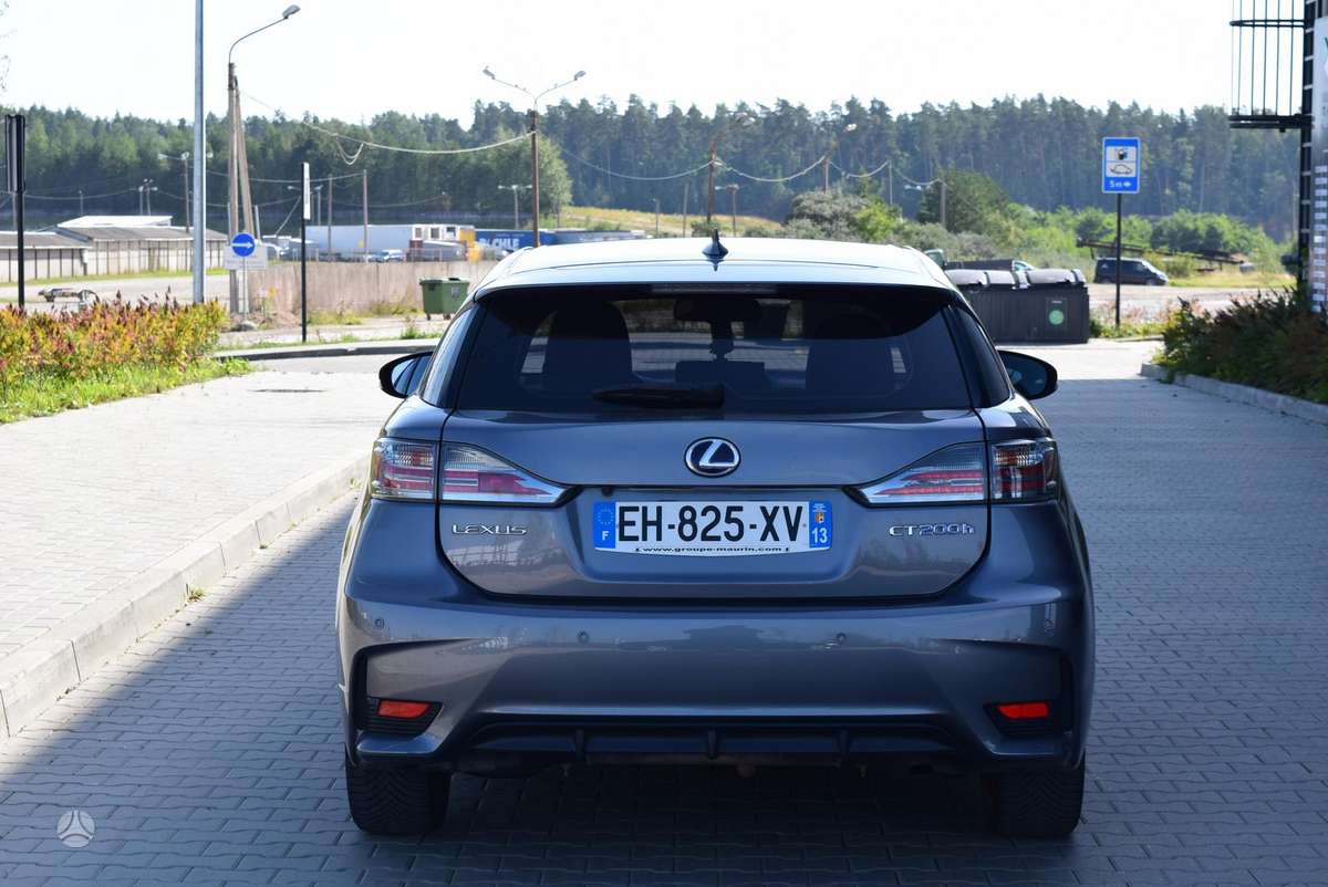 Lexus CT 200h - 5