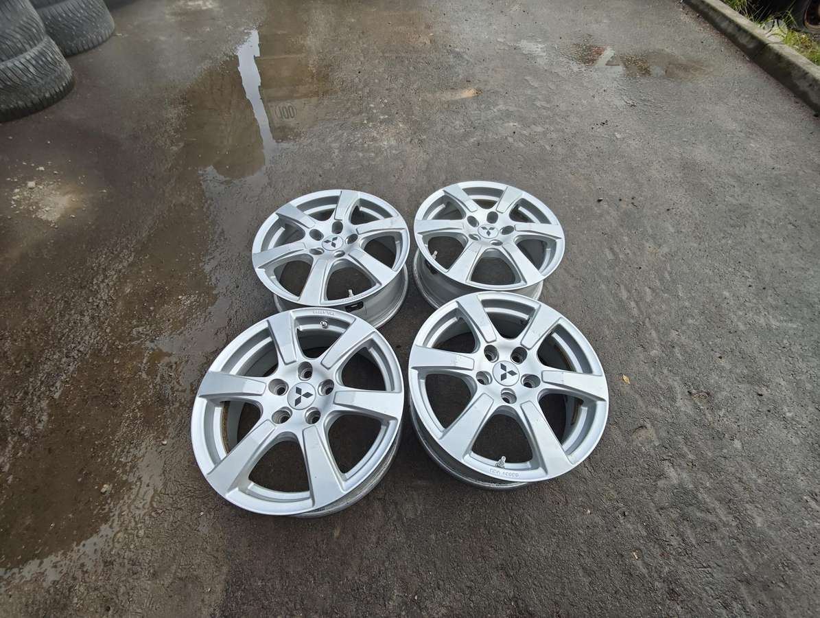 Mitsubishi Autlander, light alloy, R16