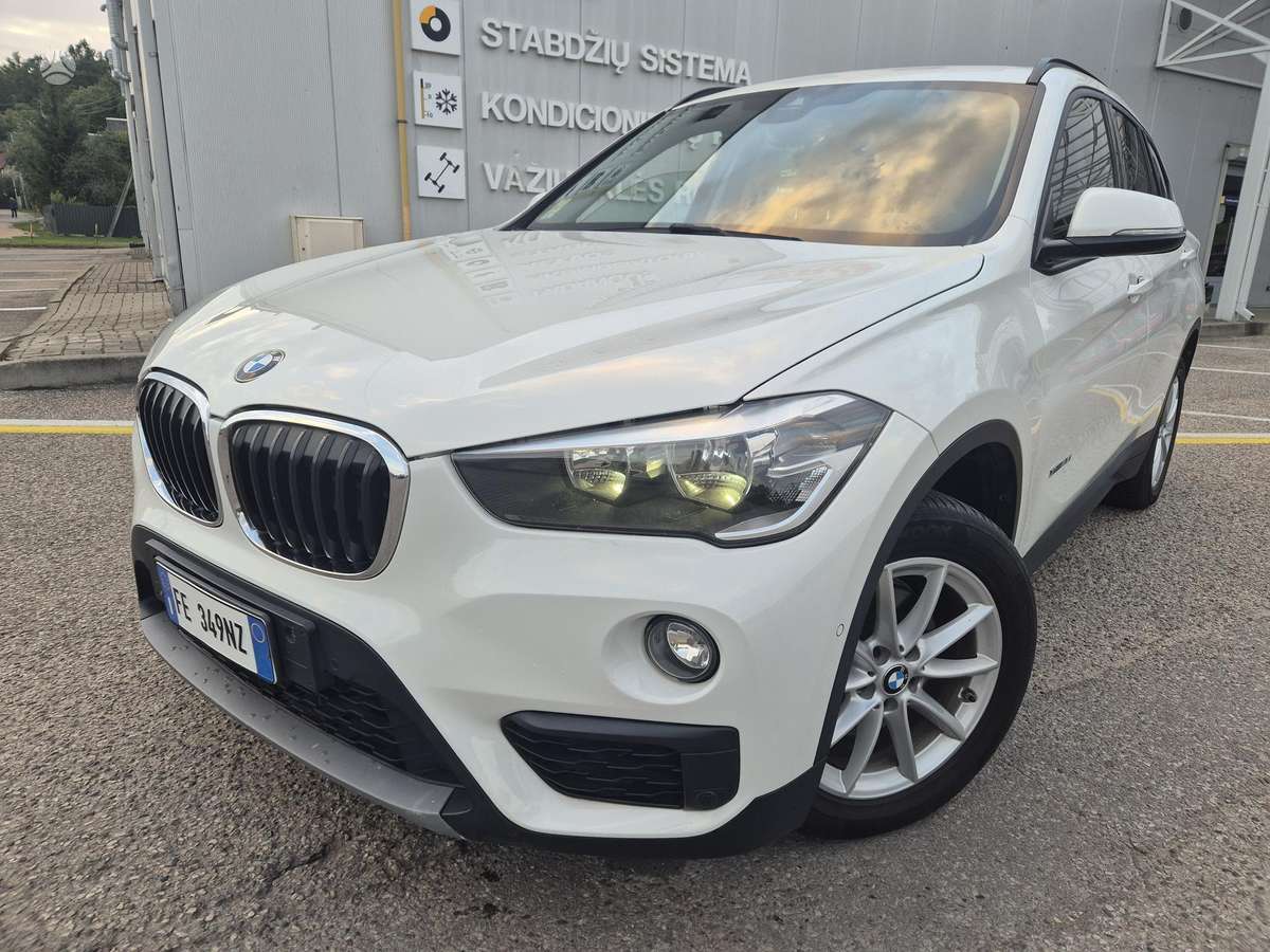 BMW X1 - 1