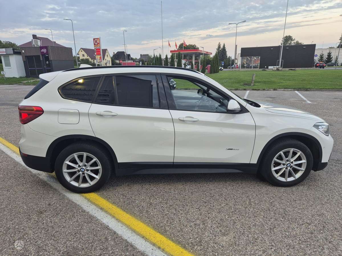 BMW X1 - 4