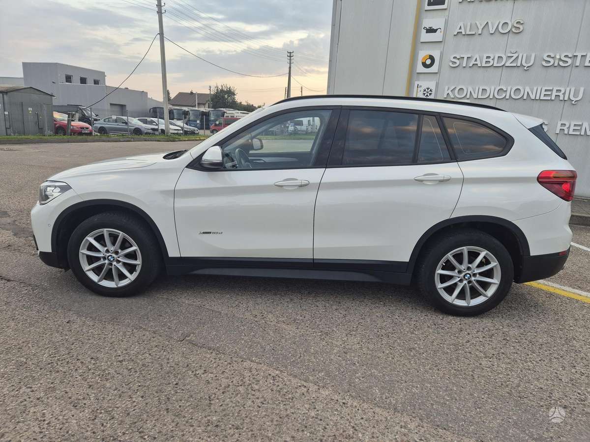 BMW X1 - 9
