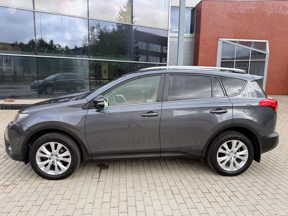 Toyota RAV4 - 4