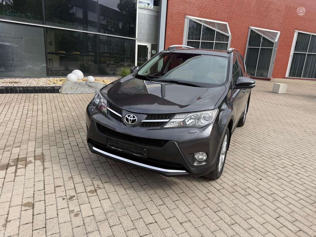 Toyota RAV4 - 10
