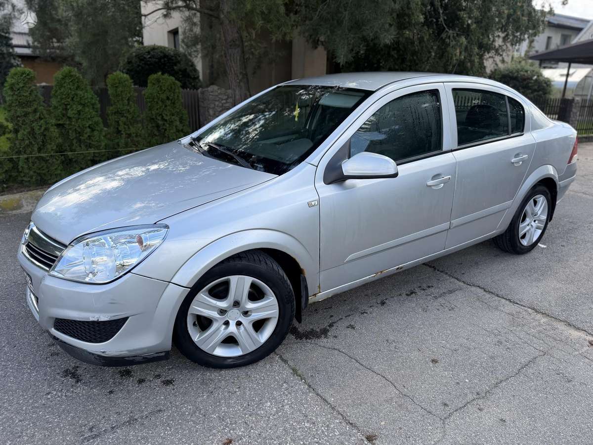 Opel Astra - 2