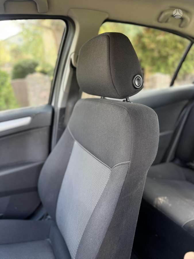 Opel Astra, 1.6 l., Седан