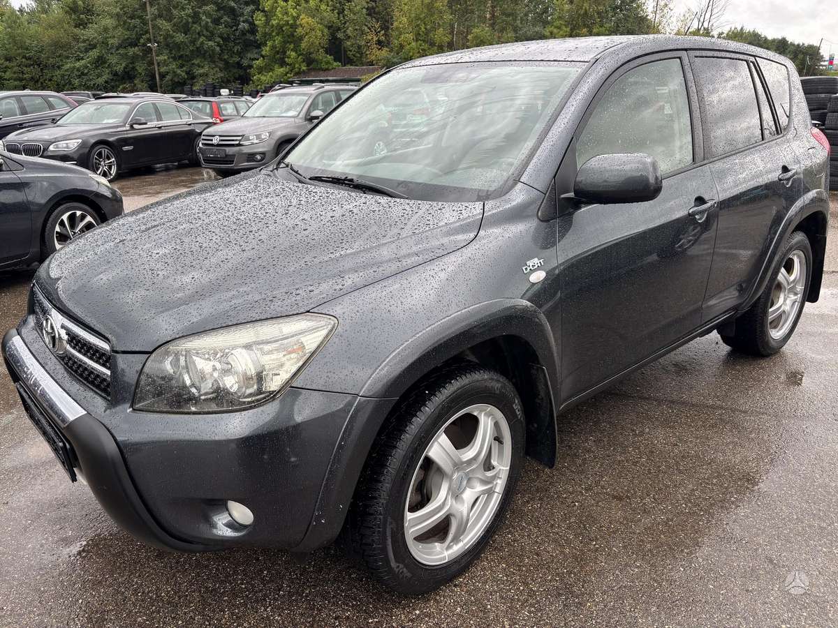 Toyota RAV4 - 2