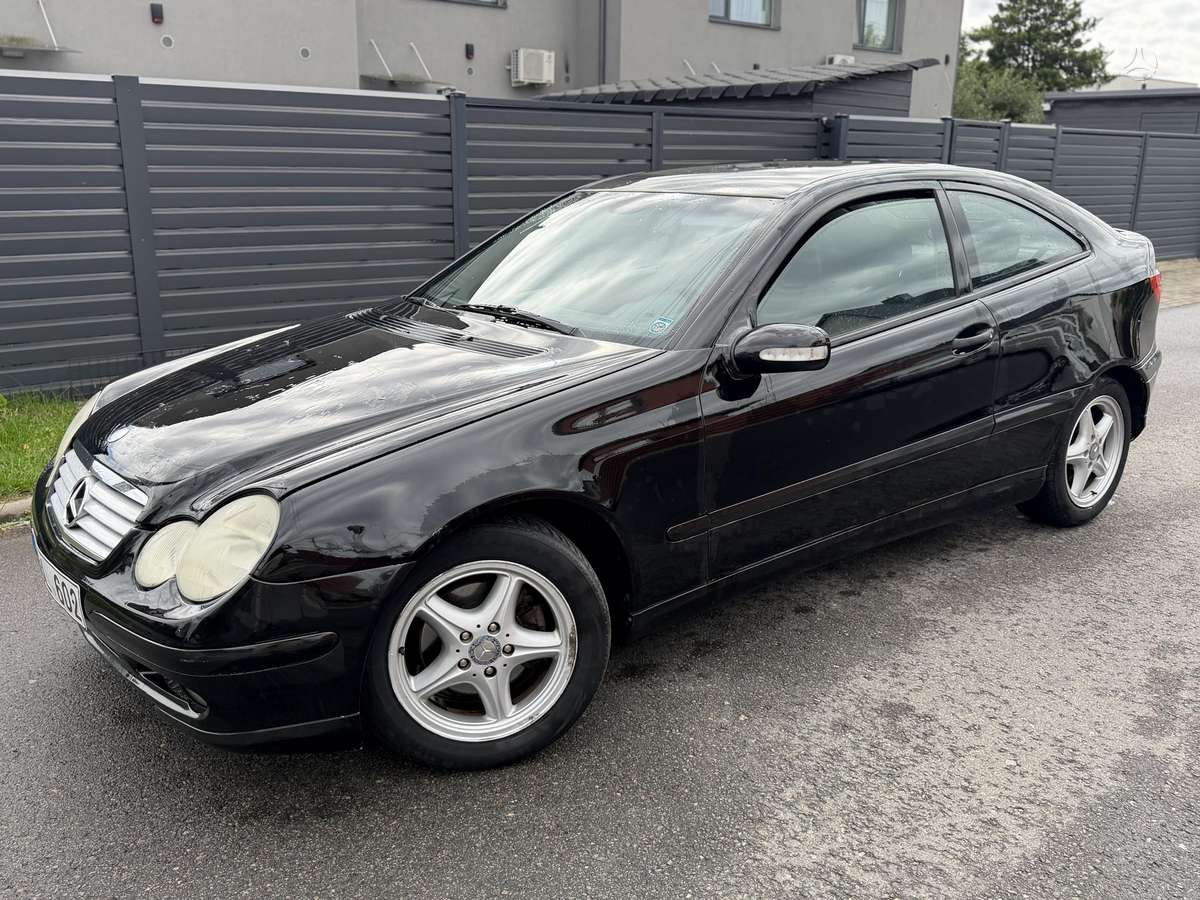 Mercedes-Benz C220 - 2