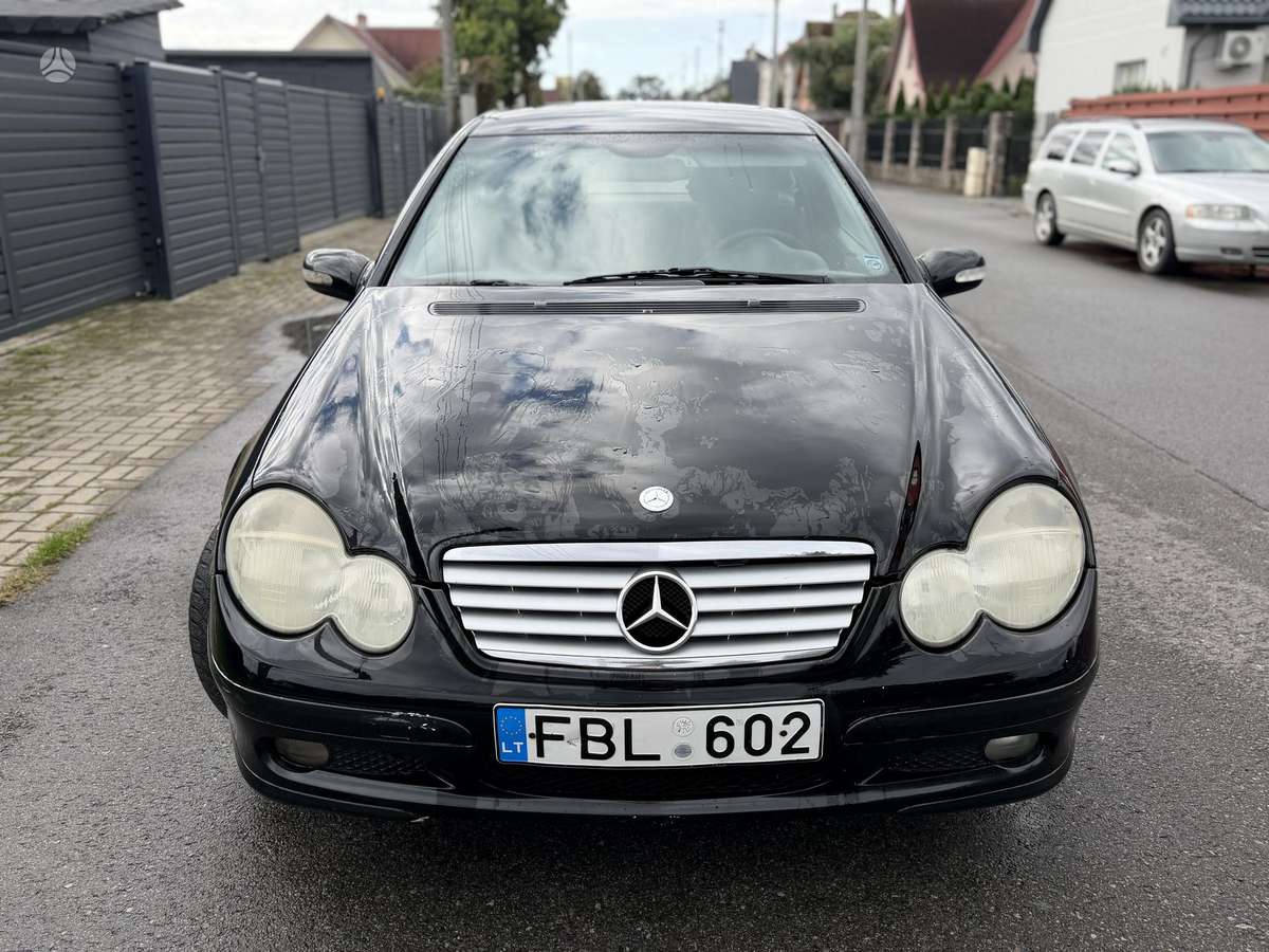 Mercedes-Benz C220 - 3