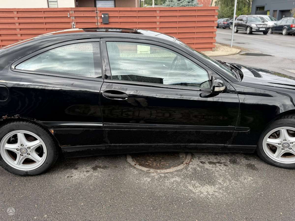 Mercedes-Benz C220 - 5