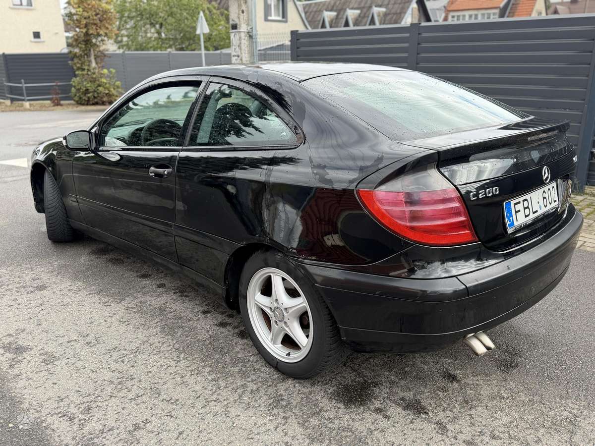 Mercedes-Benz C220 - 9