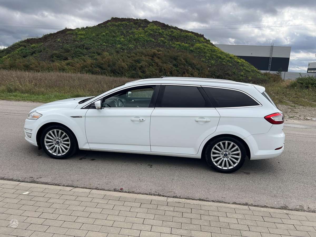 Ford Mondeo - 10