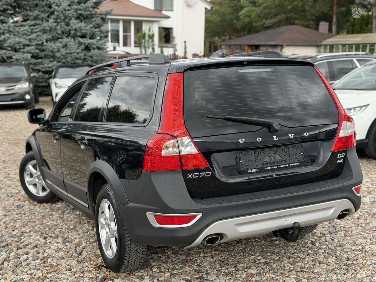 Volvo XC70 - 4