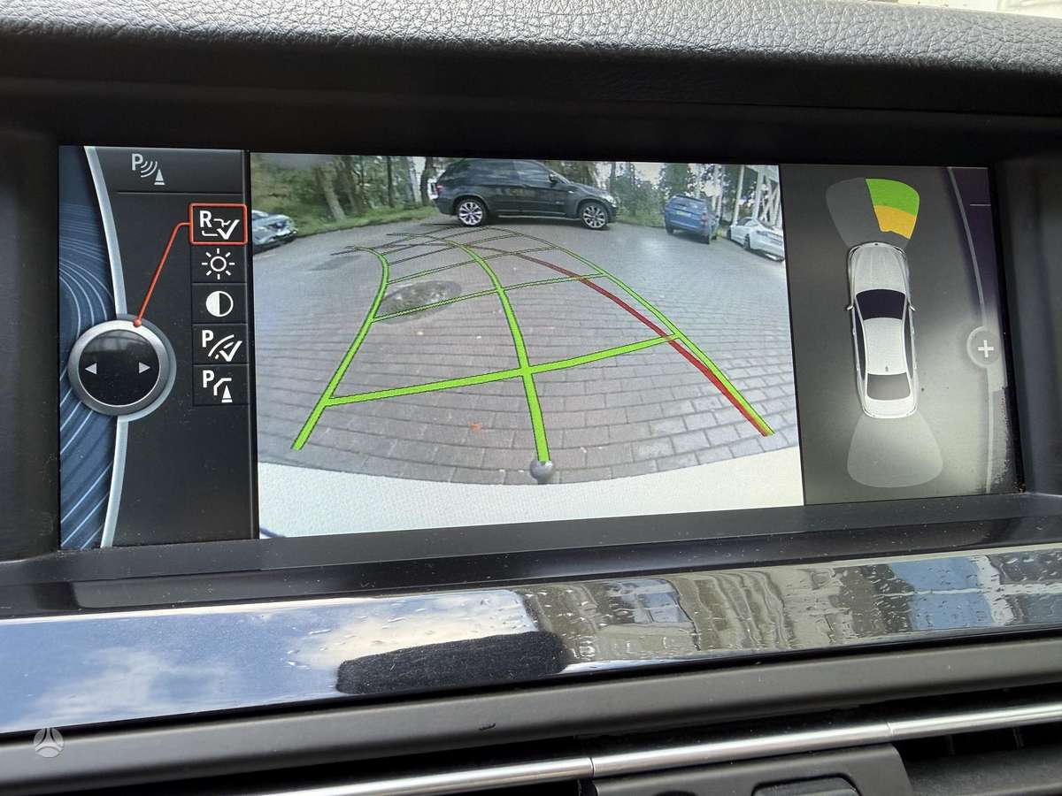 BMW 520, 2.0 l., Седан