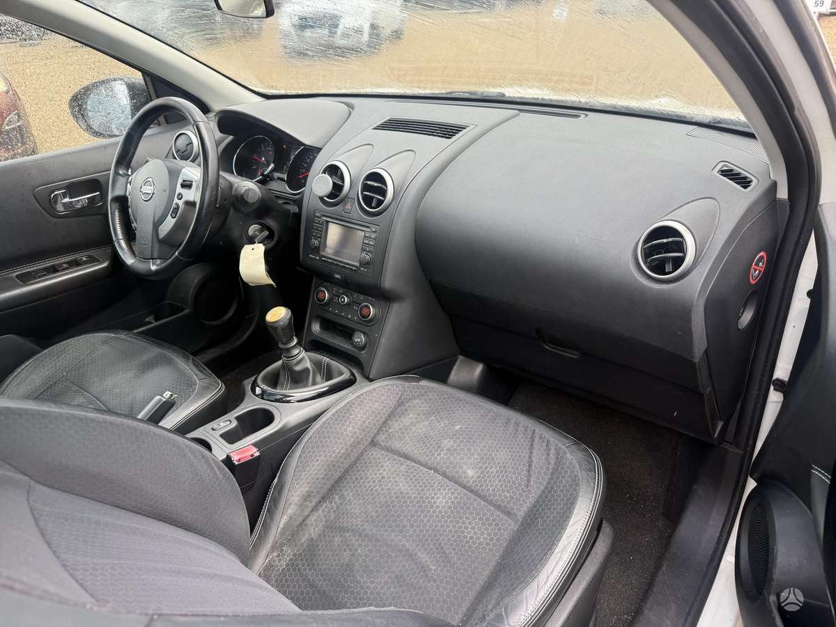 Nissan Qashqai - 9