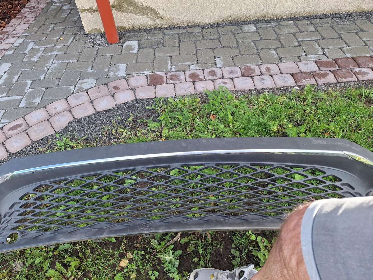 Toyota C-HR bumpers, decals