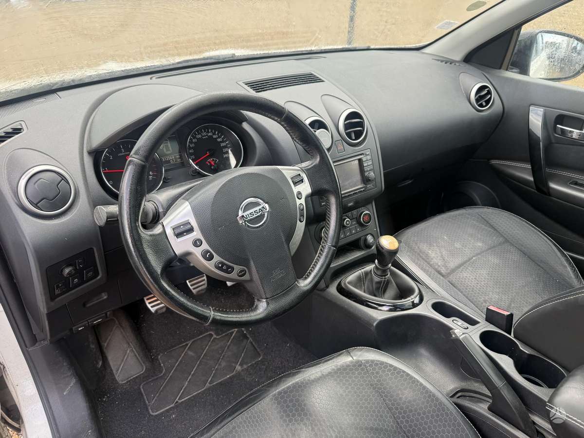 Nissan Qashqai - 8