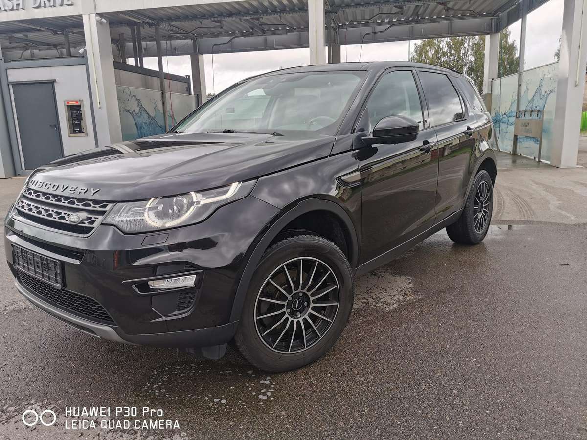 Land Rover Discovery Sport - 1