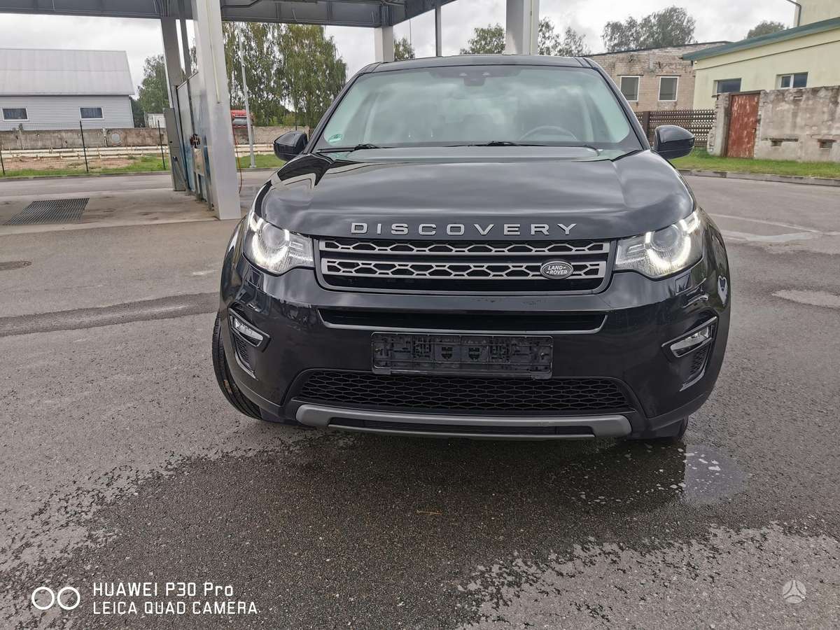 Land Rover Discovery Sport - 11