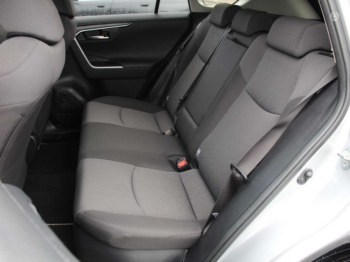 Toyota RAV4 - 12