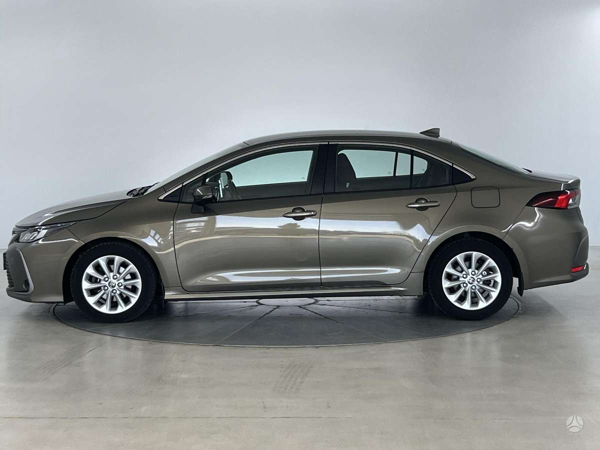 Toyota Corolla - 3