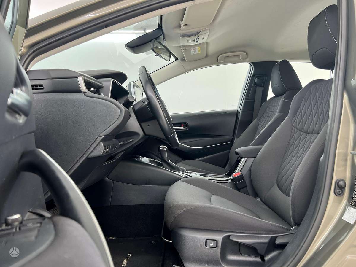 Toyota Corolla - 11