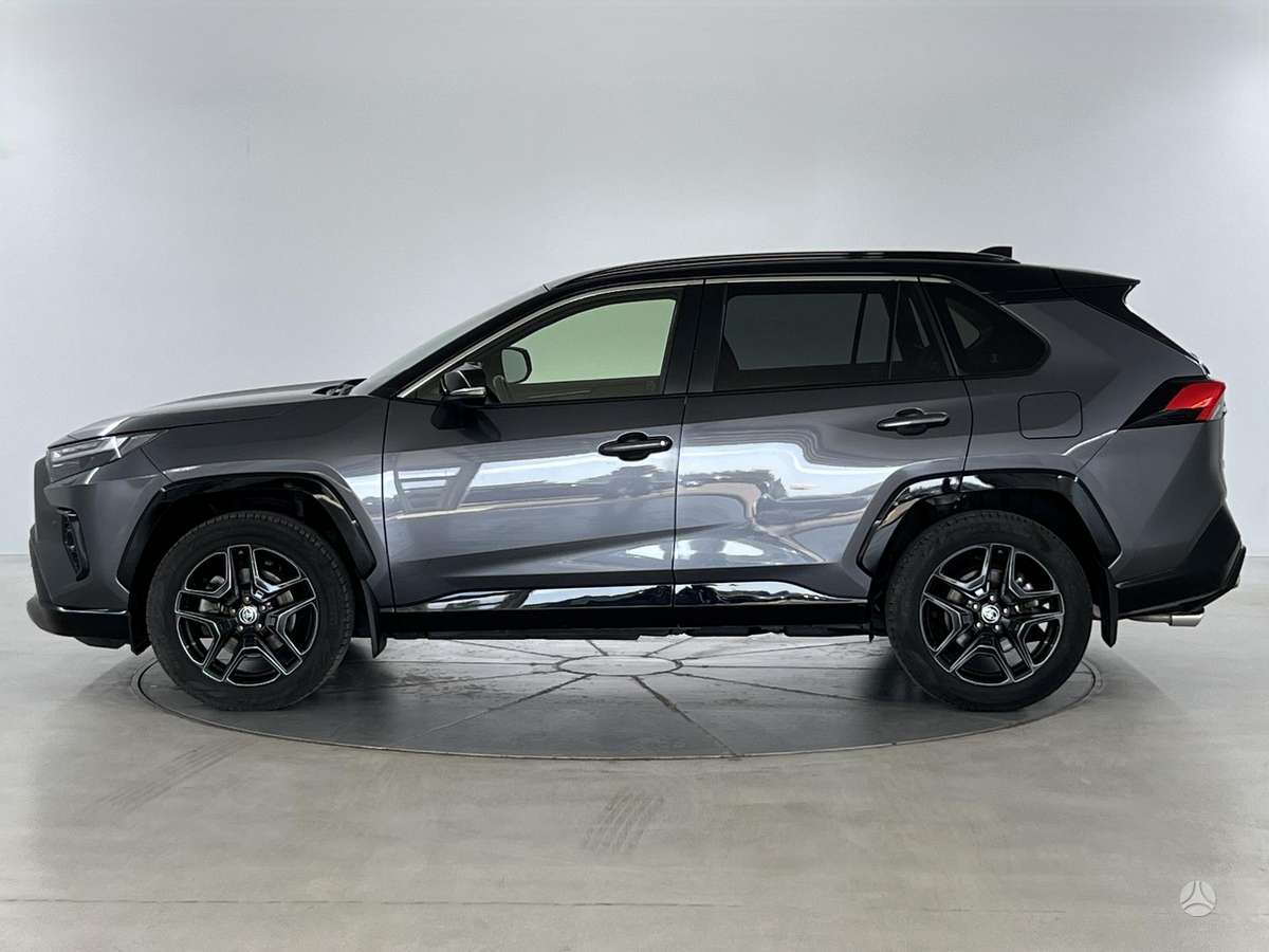 Toyota RAV4 - 3