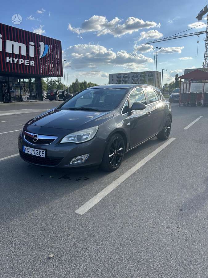 Opel Astra - 9
