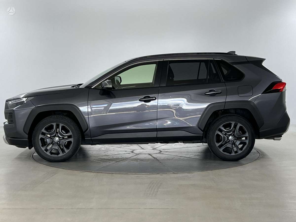 Toyota RAV4 - 3