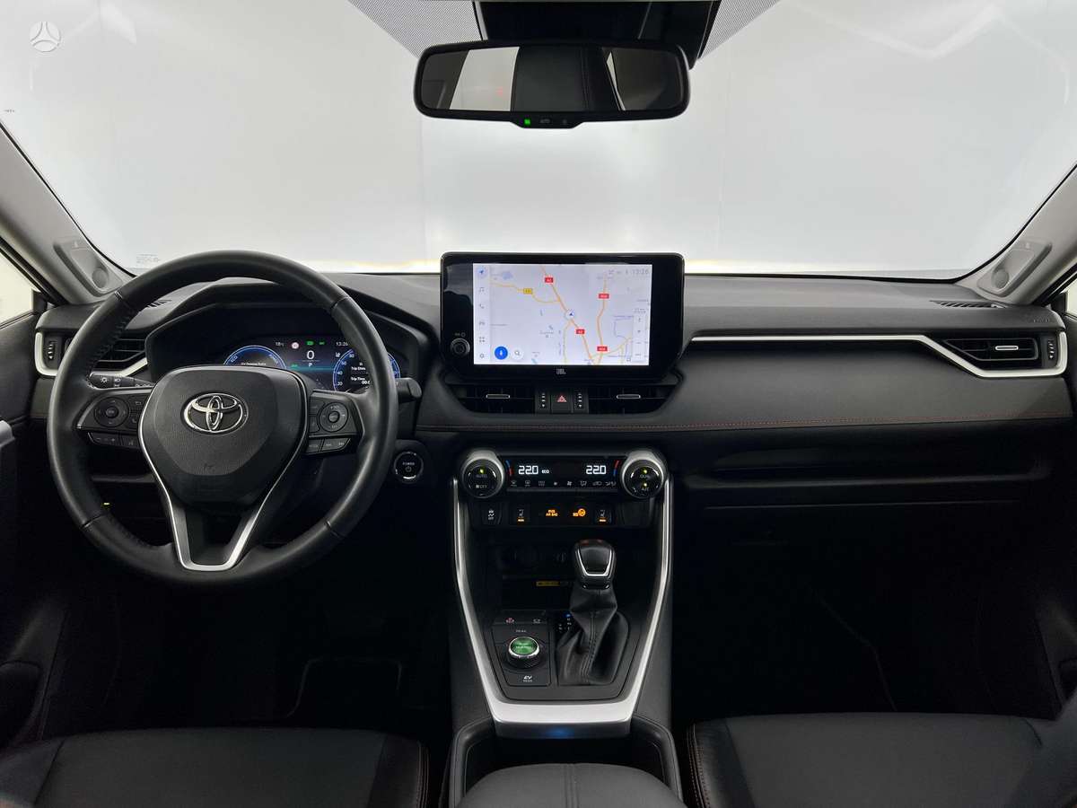 Toyota RAV4 - 8