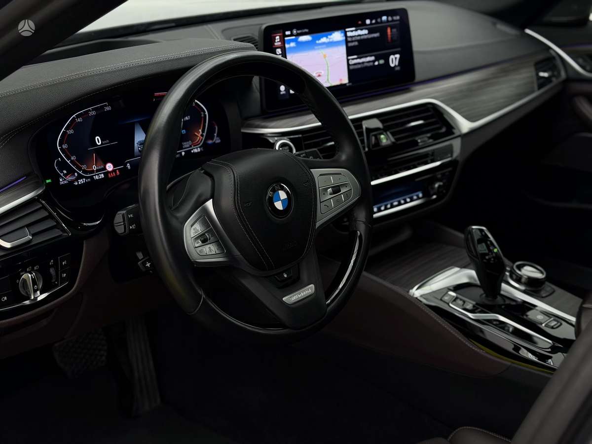 BMW 520 - 9