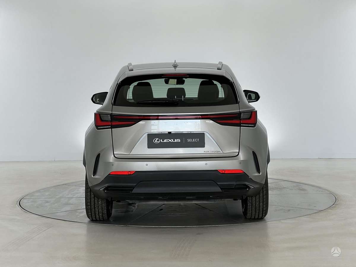Lexus NX 350h - 4