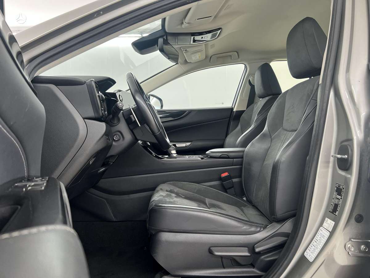 Lexus NX 350h - 11