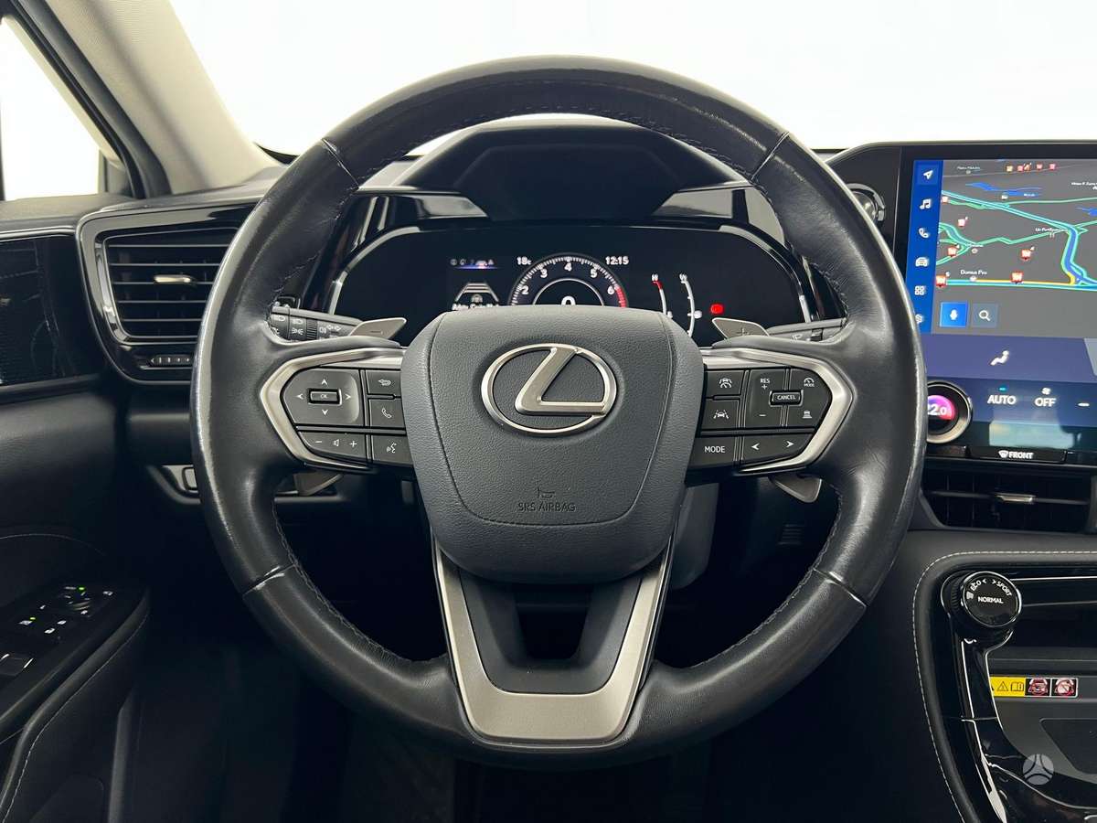 Lexus NX 350h - 12