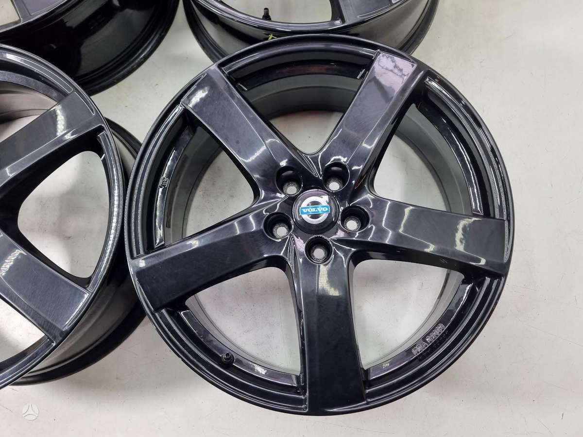 Volvo XC60, light alloy, R19