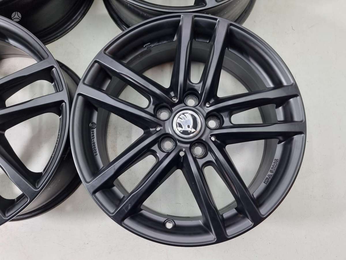Skoda Octavia, light alloy, R17