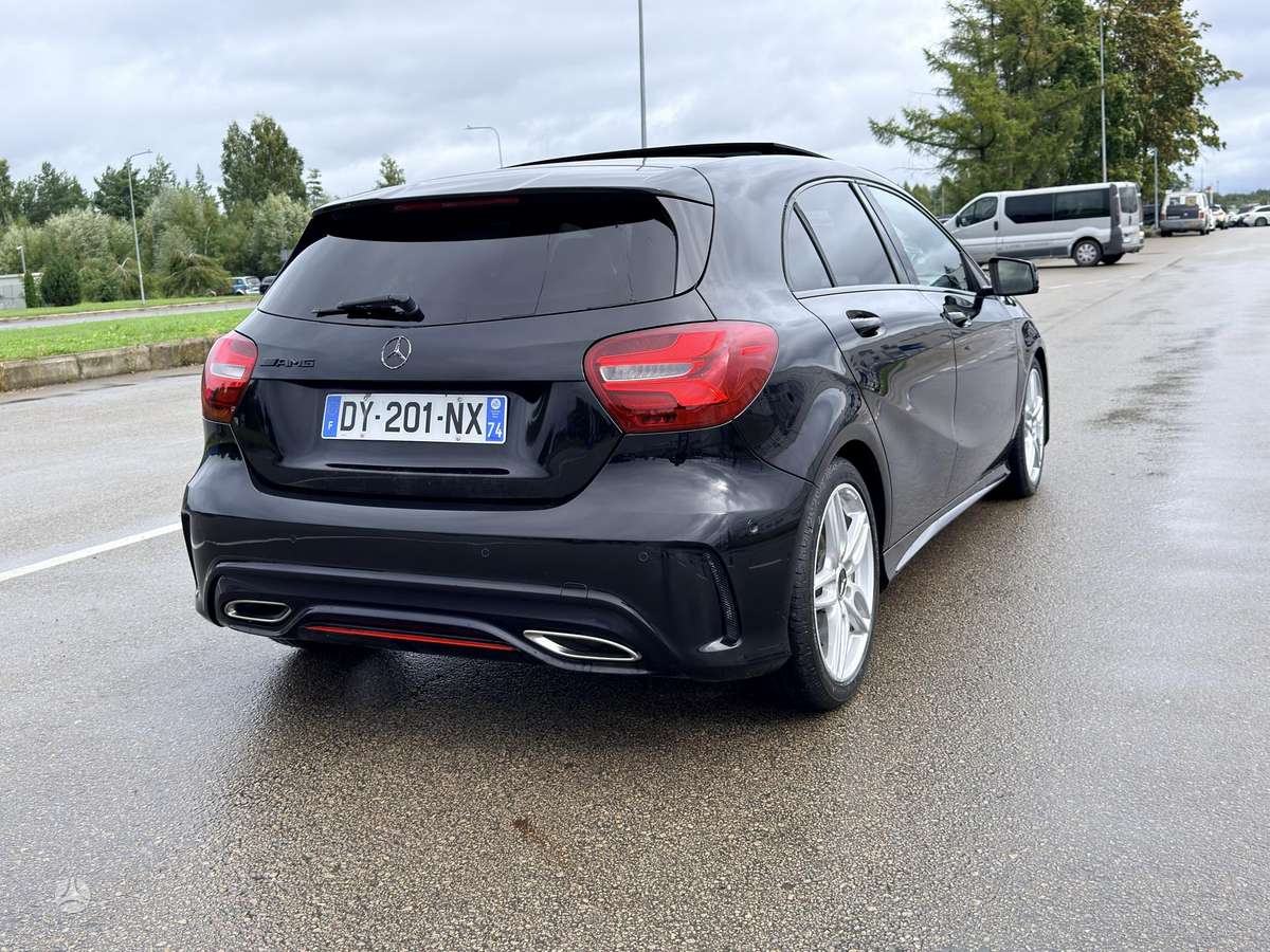 Mercedes-Benz A220 - 10