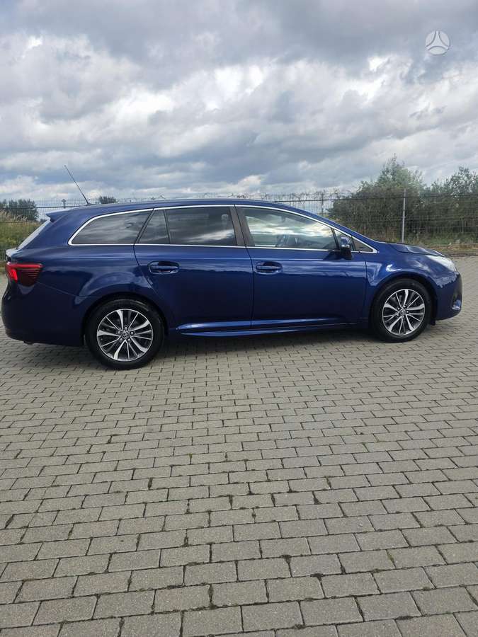 Toyota Avensis - 5