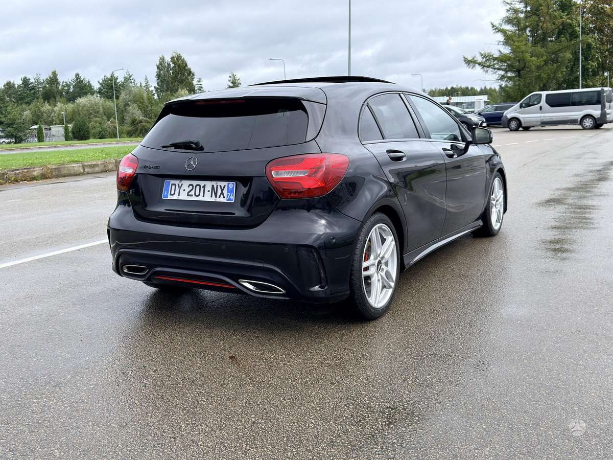 Mercedes-Benz A220 - 12