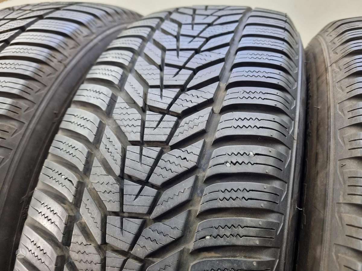 Hankook 7-8mm, universalios 215/65 R17