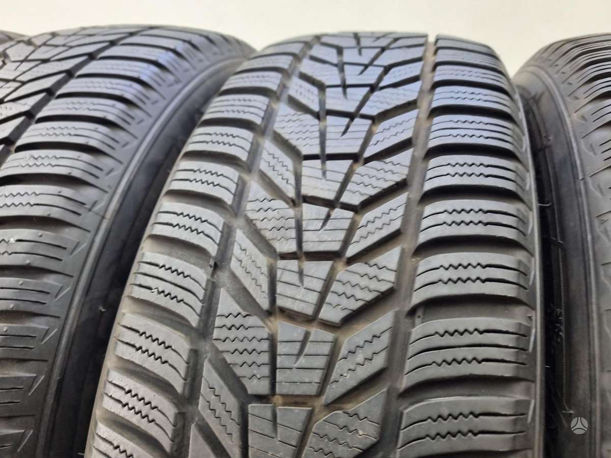 Hankook 7-8mm, universalios 215/65 R17