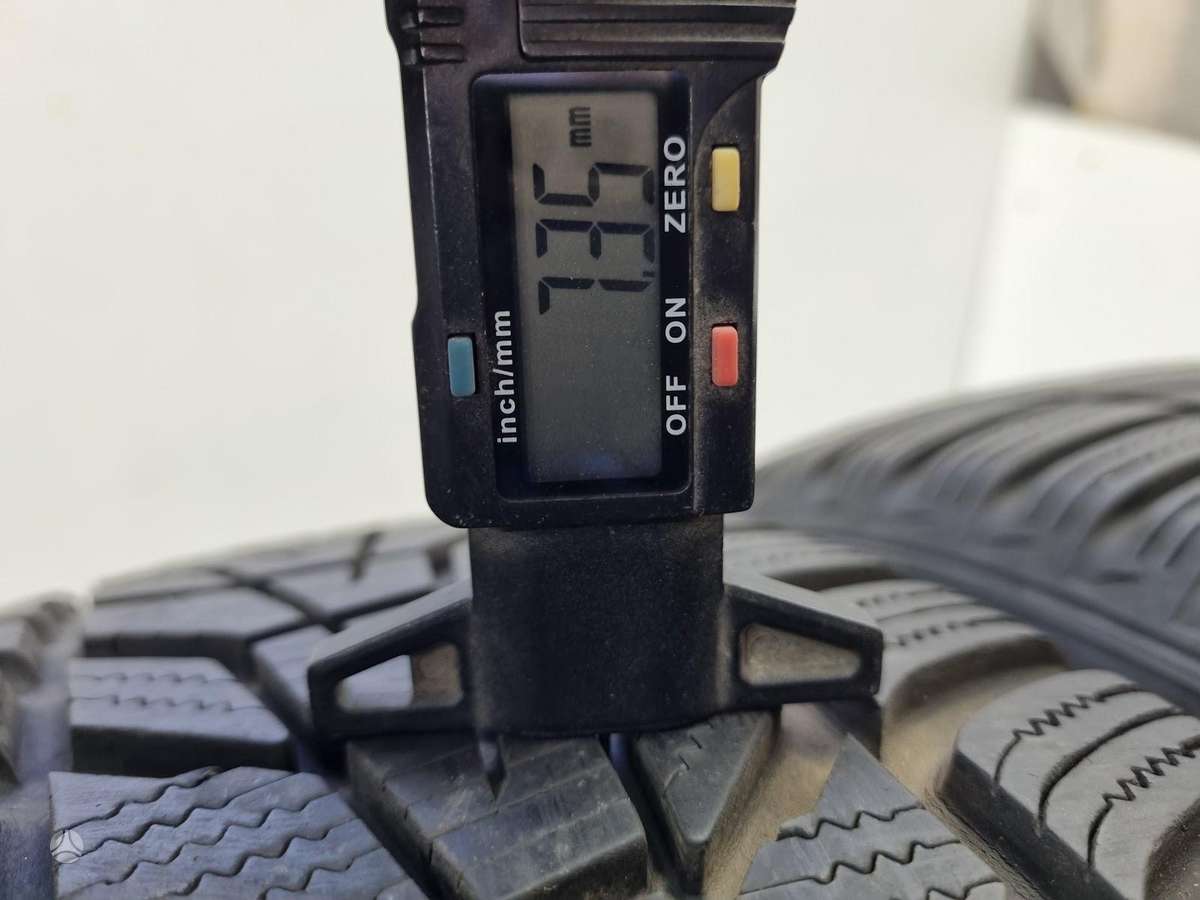 Hankook 7-8mm, universalios 215/65 R17