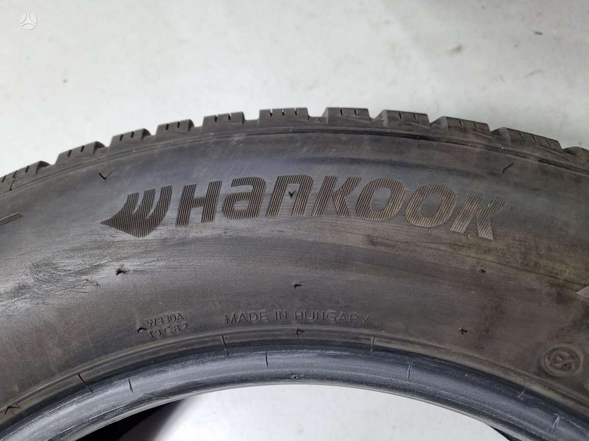 Hankook 7-8mm, всесезонные 215/65 R17